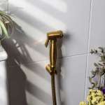 RA 101021-GOLD ชุดสายฉีดชำระ พร้อมสายและขอแขวนครบชุด MATT GOLD 