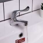 RA 4899526 ก๊อกล้างหน้าน้ำเย็นด้ามยาว 