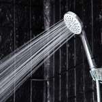 RA D411-400-CR ฝักบัวมือโครเมียม 1 ระบบ พร้อมสายและขอแขวนครบชุด