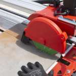 คลิกเลย RUBI เครื่องตัดหินอ่อนและกระเบื้องขนาดใหญ่ รุ่น DV-200-1000 ระบบไฟฟ้า (106 ซม.)